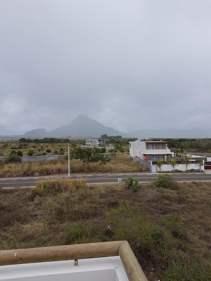 Sea And Mountain View Apartment Flic-en-Flacq Extérieur photo